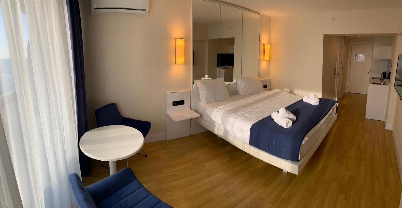 Vip Aparthotel Orbi City Sea View Batumi Exterior photo